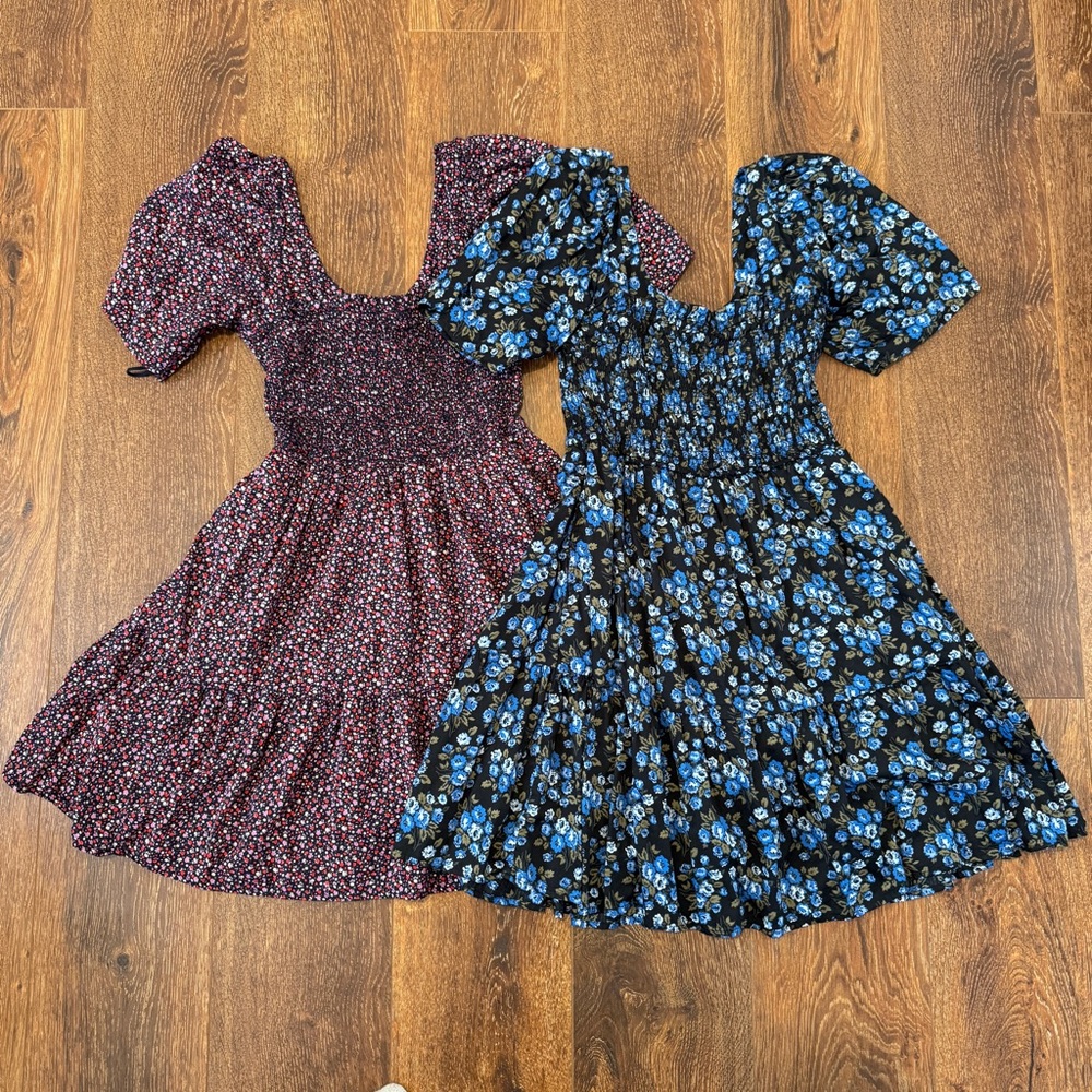 TWO GAP Smocked Sundresses with Puff Sleeves Medium